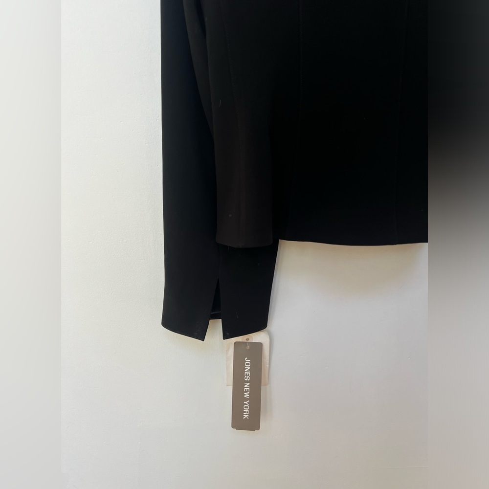 NWT Vintage JONES NY - size 12 - Black Collarless Elegant Jacket w/ Velvet Trim - Picture 7 of 11